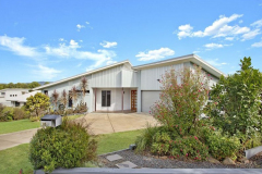 WOOMBYE